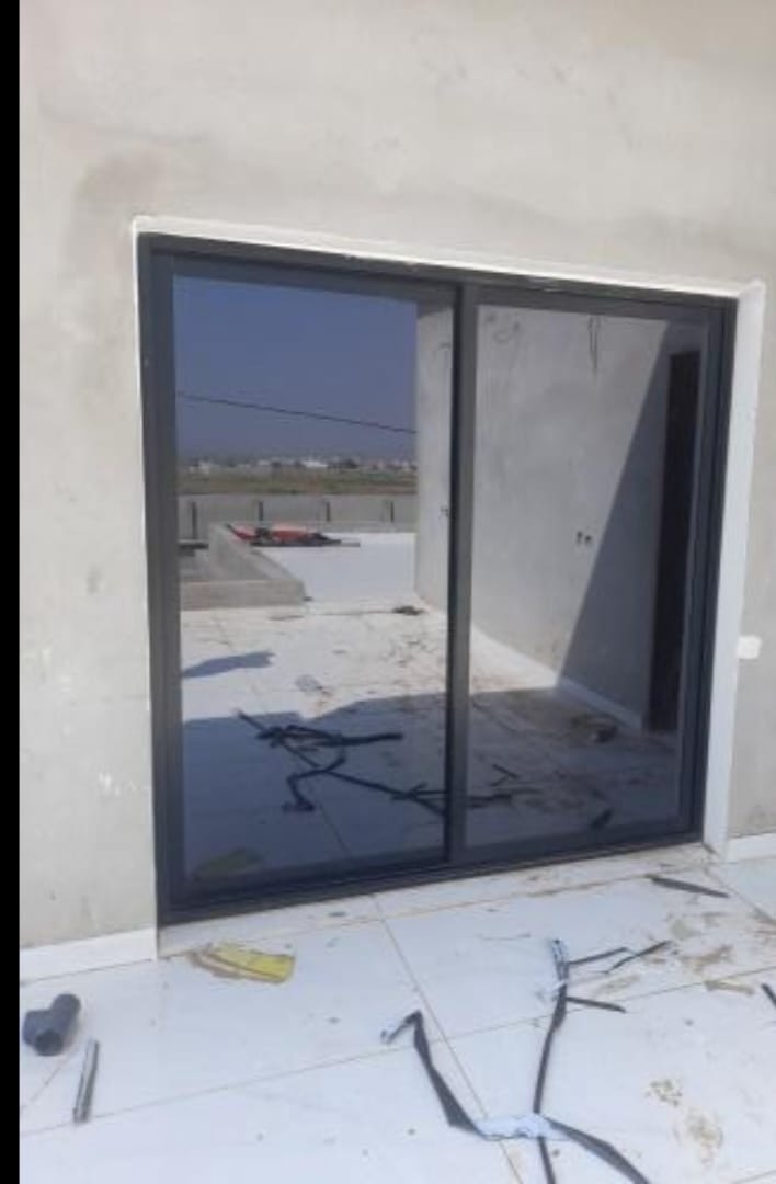 من أعمالنا في تركيب شبابيك الألمنيوم وواجهات الاستركشر - صورة 7