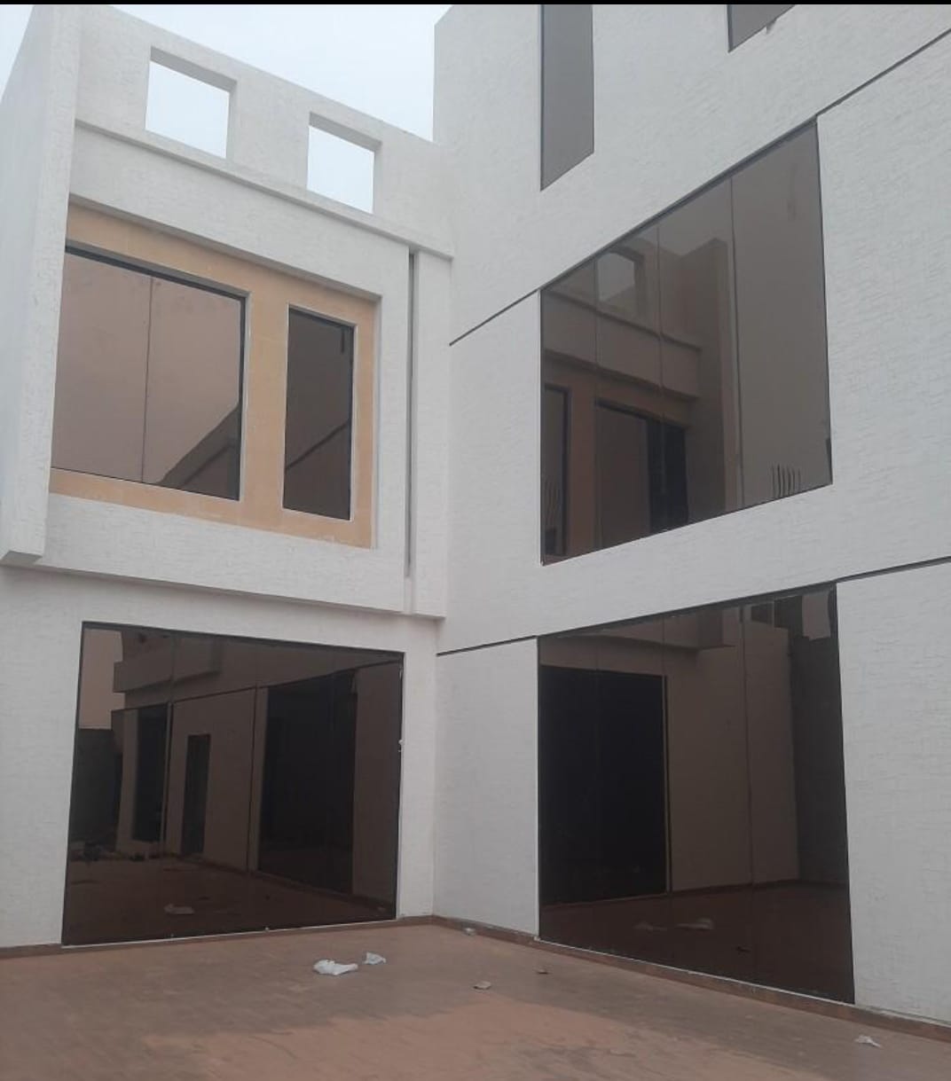 من أعمالنا في تركيب حواجز زجاج البلكونات - صورة 8